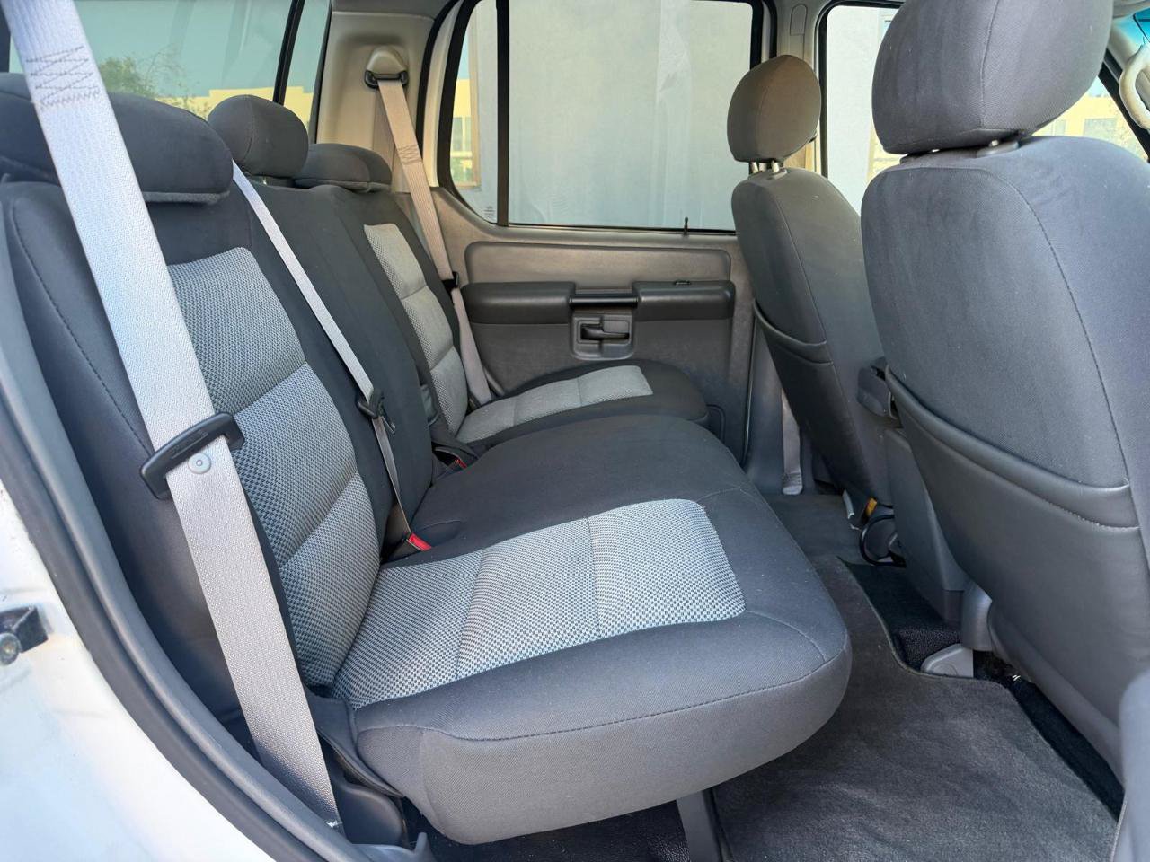 Used 2005 Ford Explorer Sport Trac XLT RWD image 20