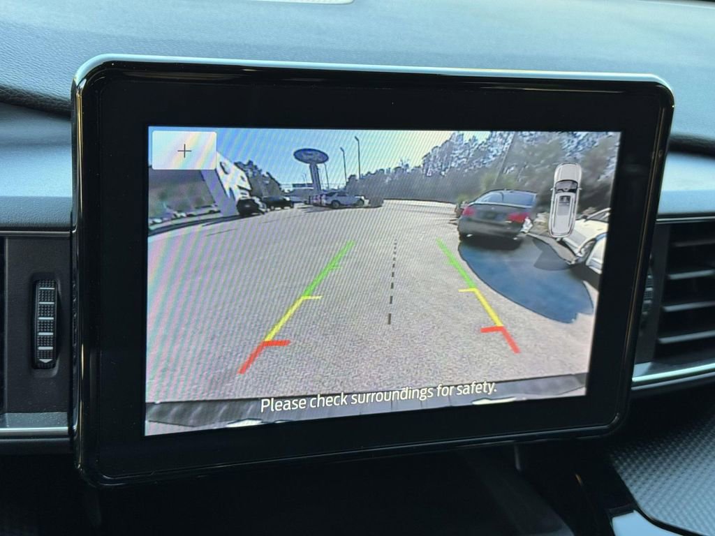 Certified 2023 Ford Explorer ST-Line w/ Class IV Trailer Tow Package image 4