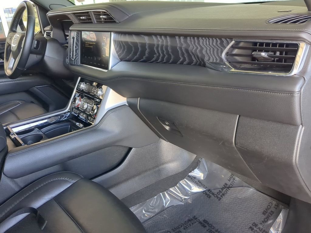 Used 2023 GMC Yukon Denali image 20