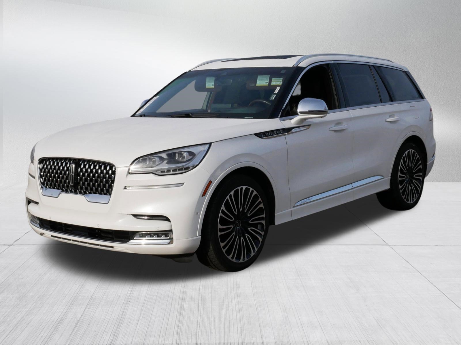 Used 2022 Lincoln Aviator Black Label w/ Dynamic Handling Package AWD/4WD image 3
