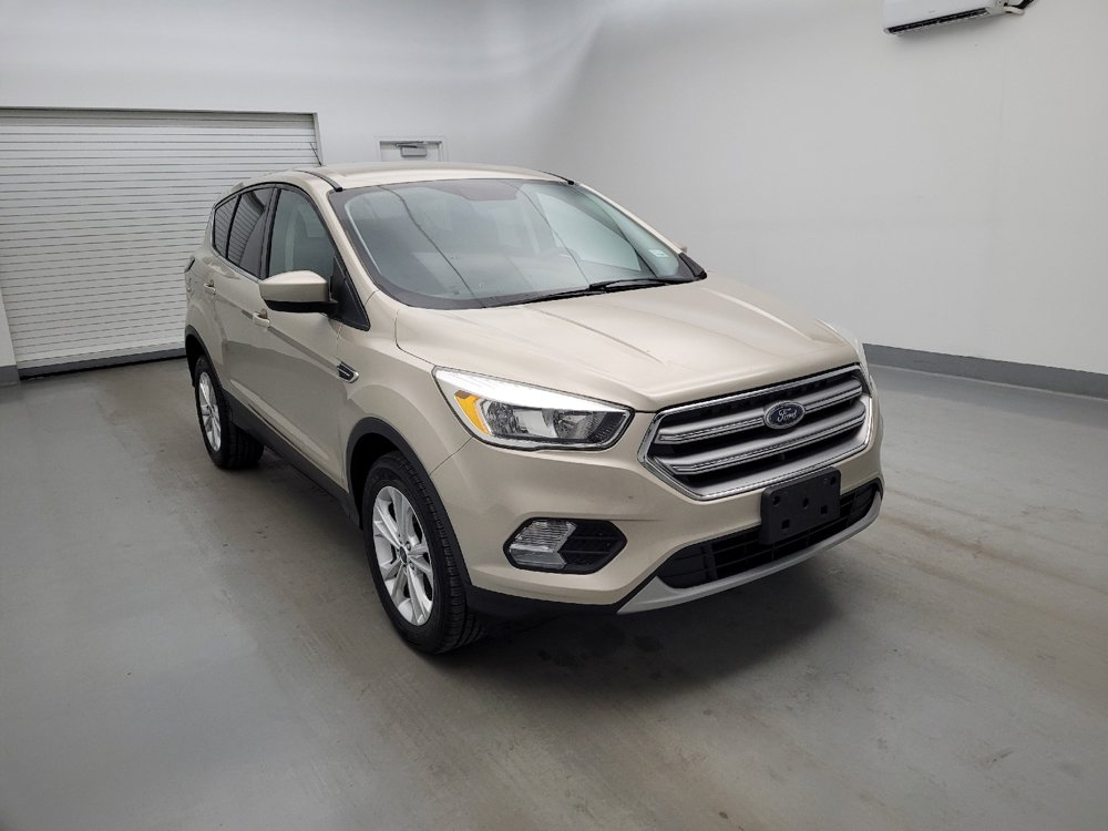 Used 2017 Ford Escape SE w/ SE Cold Weather Package AWD/4WD image 13