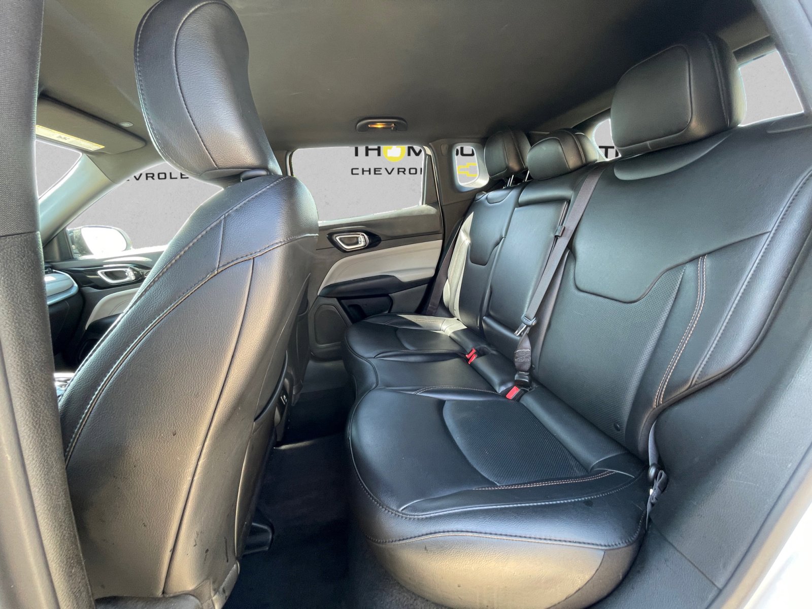 Used 2023 Jeep Compass Limited image 13