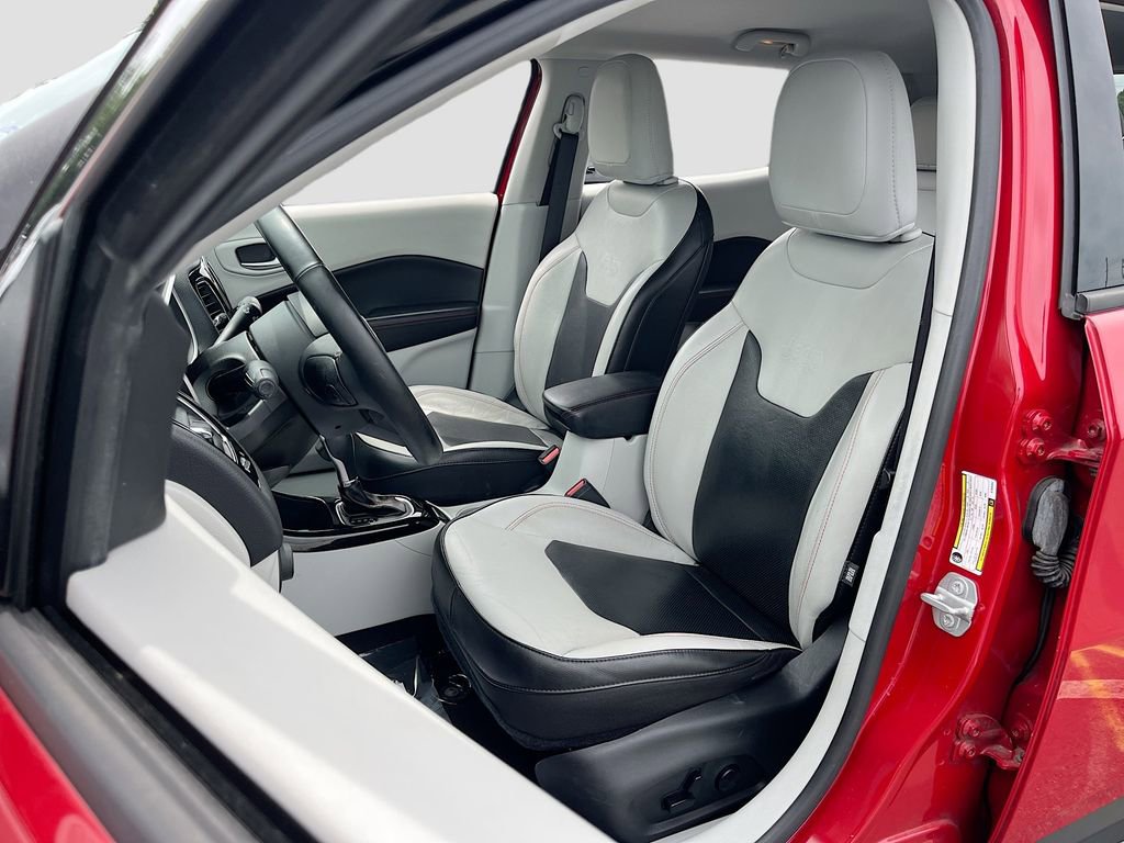 Used 2019 Jeep Compass Limited w/ Advanced Safety Group FWD image 20