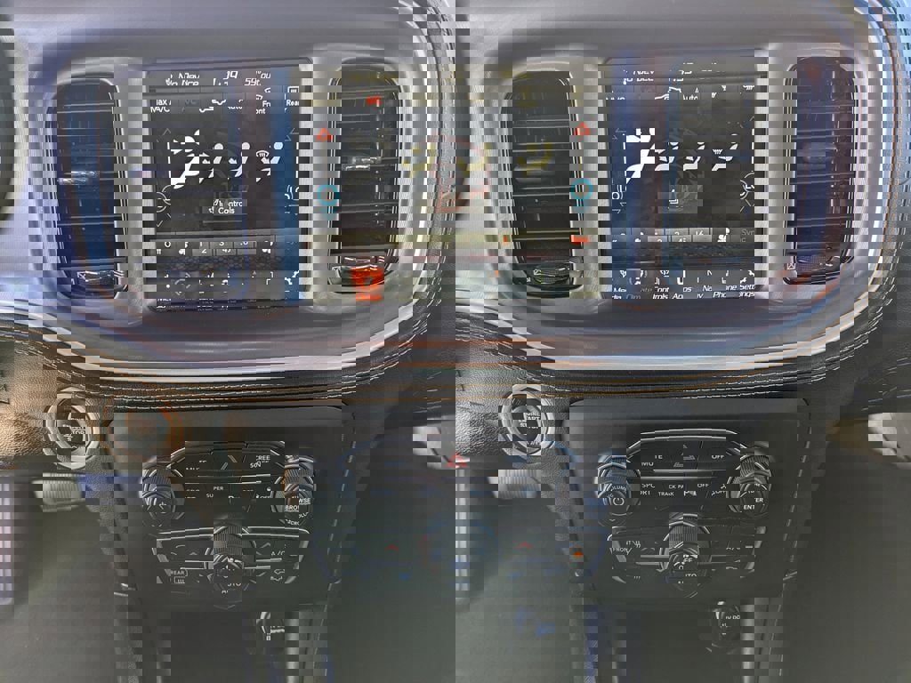 Used 2022 Dodge Charger GT w/ Plus Group image 19