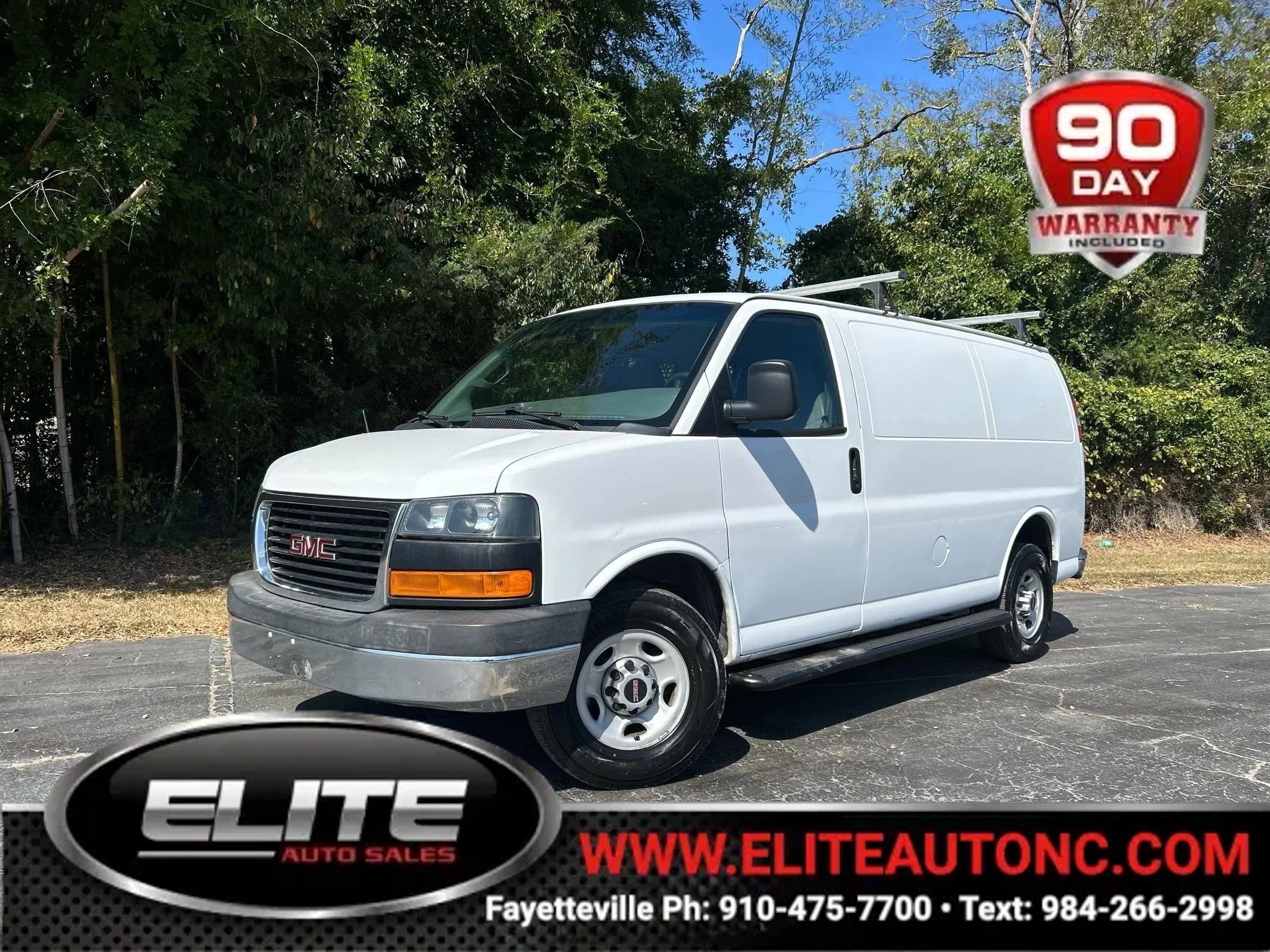 Used 2017 GMC Savana 2500 RWD image 1