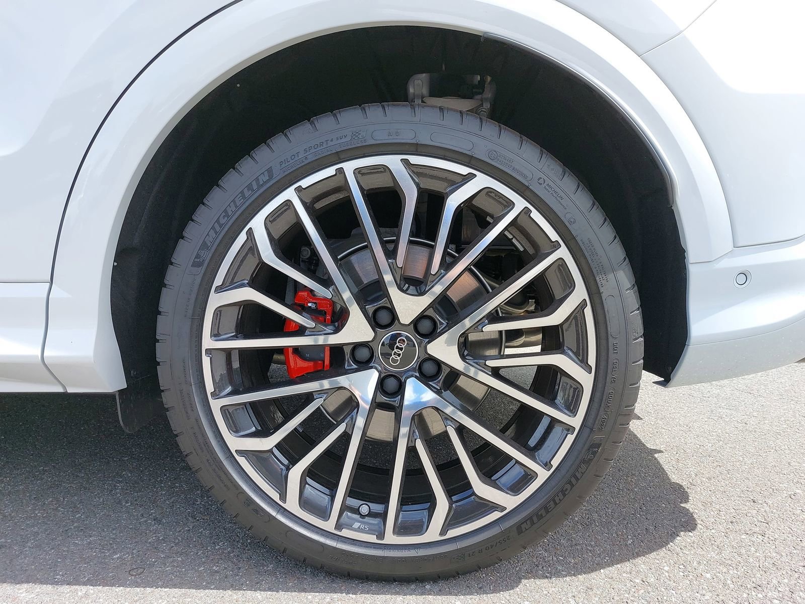 New 2025 Audi SQ5 Premium Plus AWD/4WD image 37