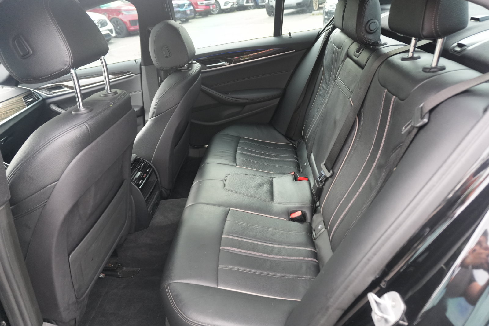Used 2018 BMW 540i xDrive w/ Premium Package AWD/4WD image 12
