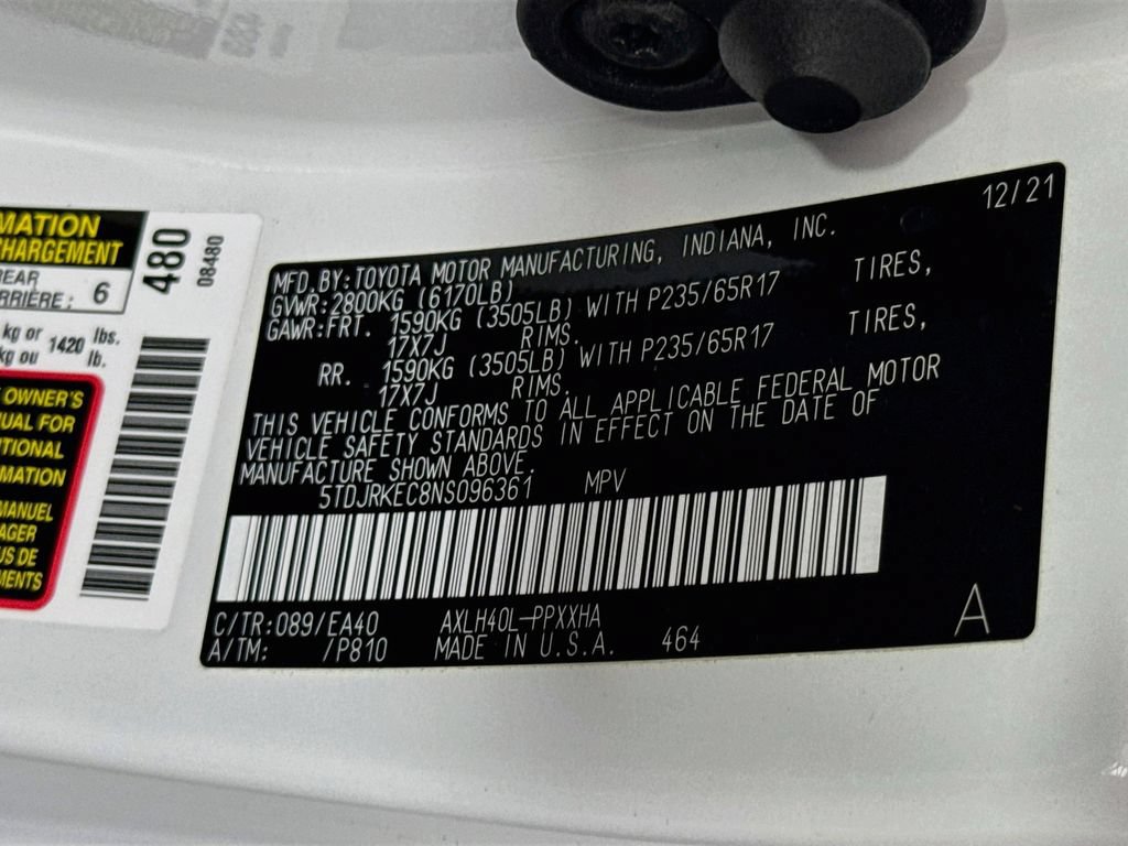 Certified 2022 Toyota Sienna XLE w/ XLE Plus Package FWD image 39