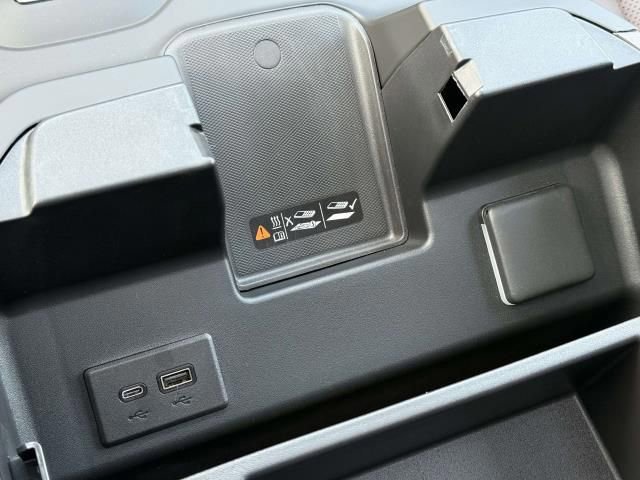 Certified 2025 GMC Sierra 2500 Denali w/ Denali Reserve Package image 33