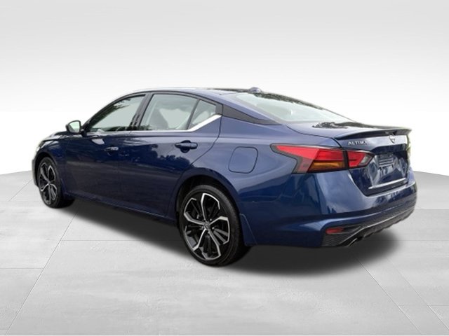 Used 2024 Nissan Altima 2.5 SR AWD/4WD image 2