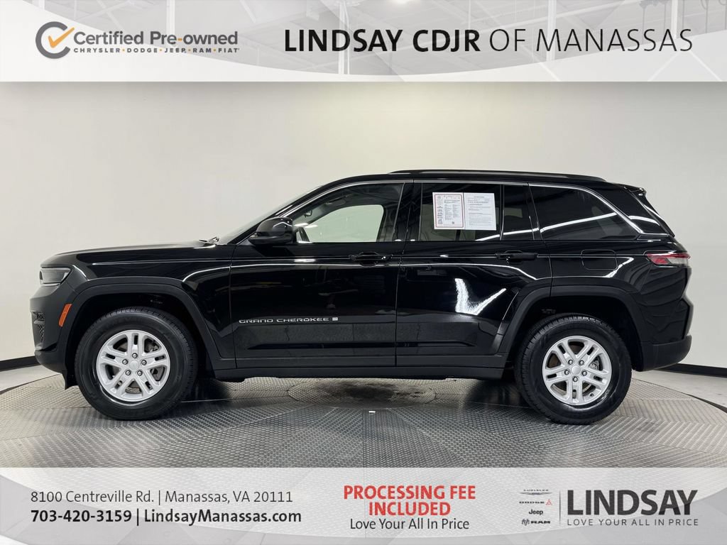 Used 2023 Jeep Grand Cherokee Laredo w/ Luxury Tech Group I AWD/4WD image 6