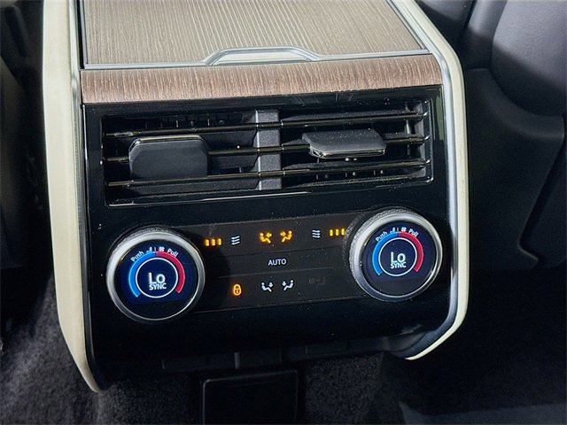 Certified 2023 Land Rover Range Rover Long Wheelbase Autobiography image 27