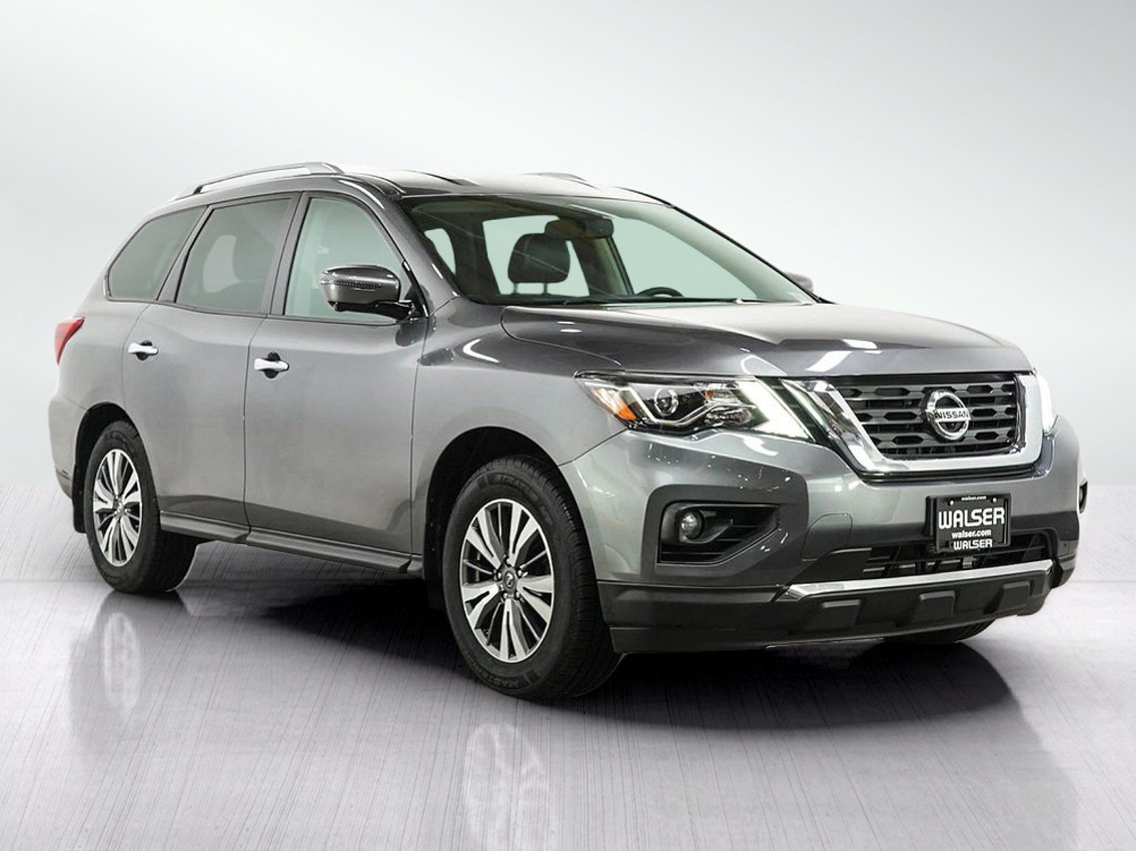 Used 2017 Nissan Pathfinder SL w/ SL Tech Package AWD/4WD image 7