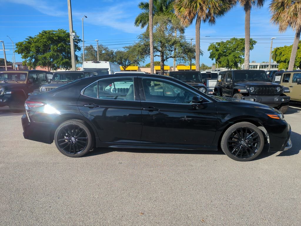 Used 2023 Toyota Camry XSE image 5