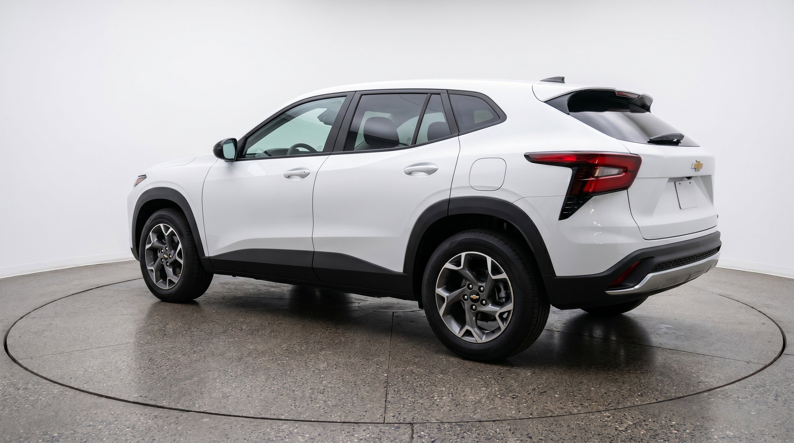 Used 2025 Chevrolet Trax LT w/ LT Convenience Package FWD image 6