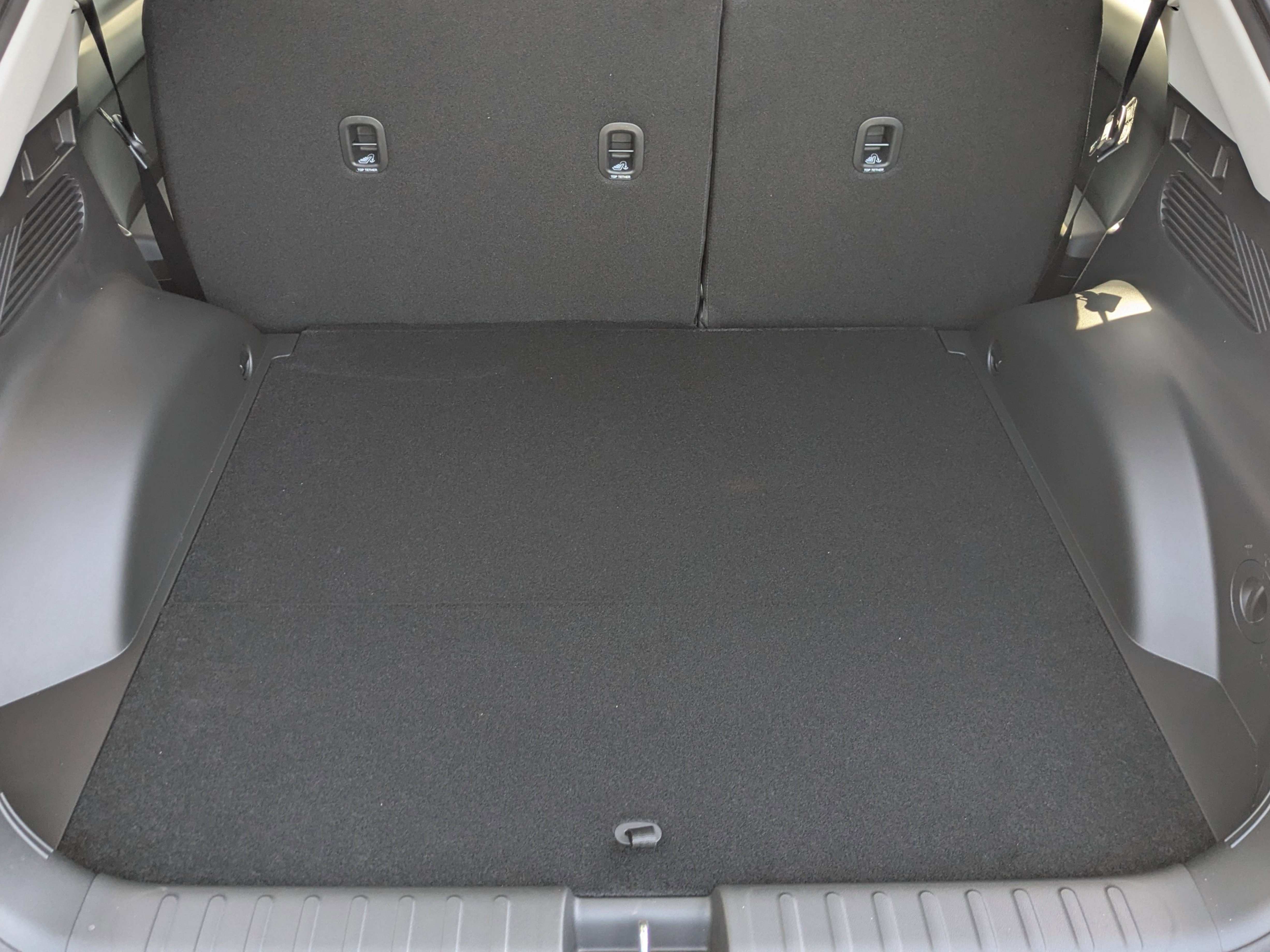 New 2025 Hyundai Ioniq 5 SE image 17