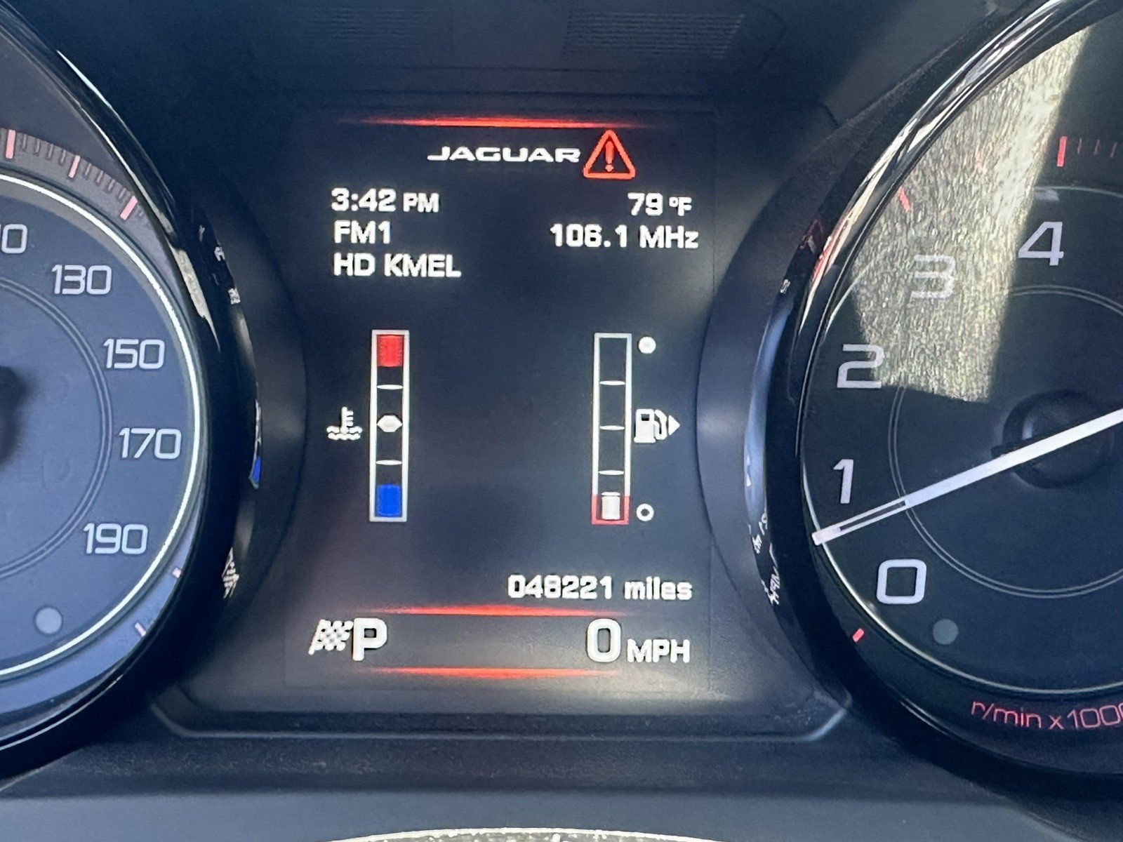 Used 2015 Jaguar F-TYPE S RWD image 15