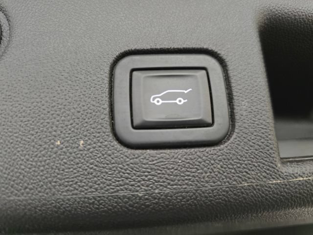 Used 2023 Chevrolet Equinox LT AWD/4WD image 35