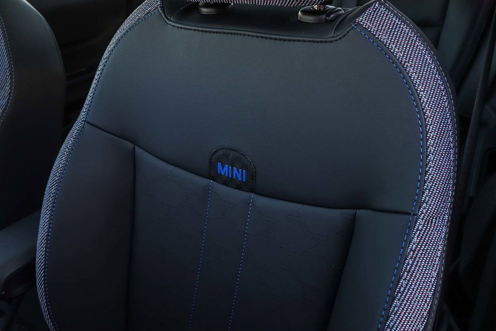 New 2026 MINI Cooper 4-Door Hardtop image 28