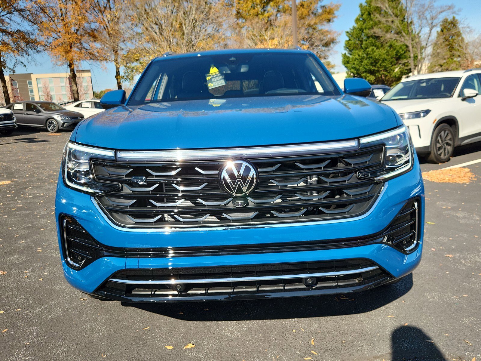 New 2026 Volkswagen Atlas Cross Sport SEL Premium R-Line image 2