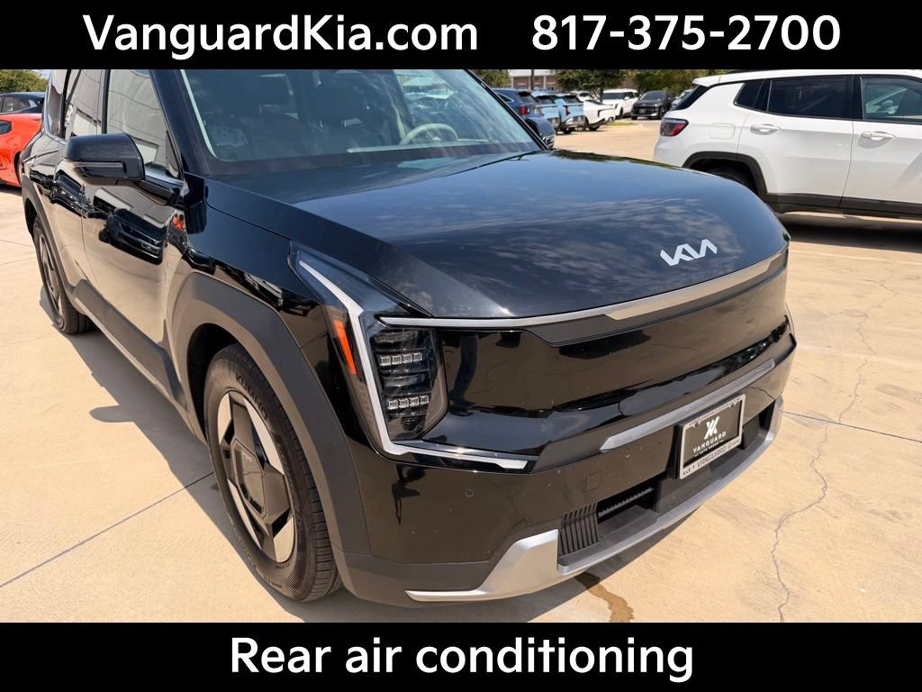 Certified 2024 Kia EV9 Wind AWD/4WD image 5