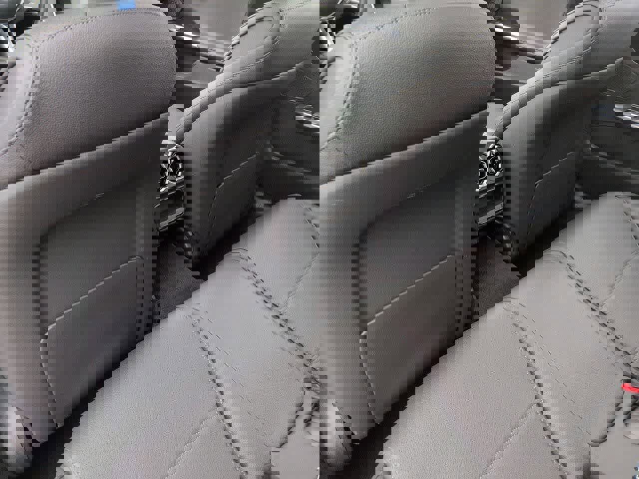 Used 2025 Mercedes-Benz C 300 C 300 image 18