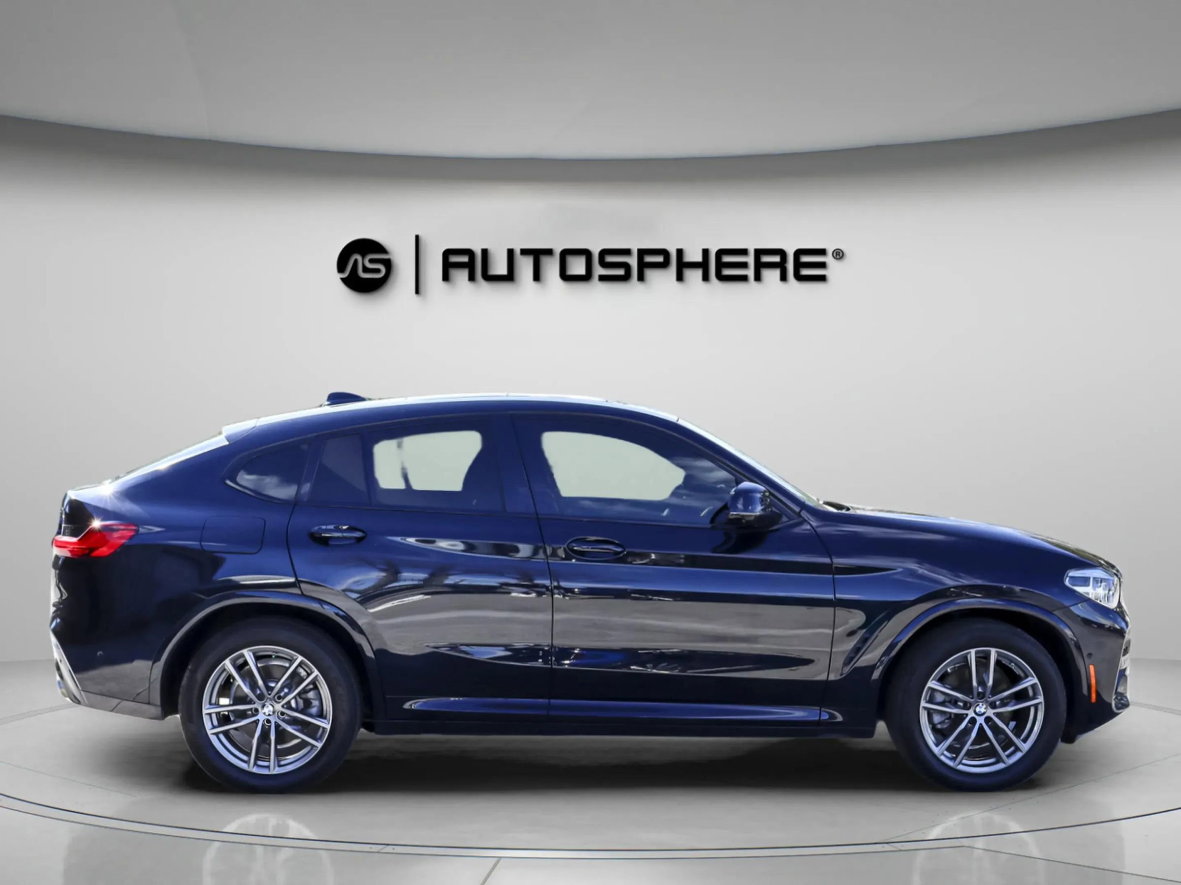 Used 2020 BMW X4 xDrive30i w/ Executive Package image 11