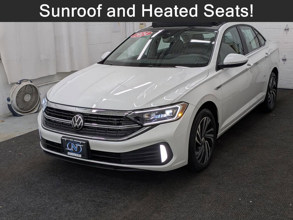 Used 2024 Volkswagen Jetta SEL image 1