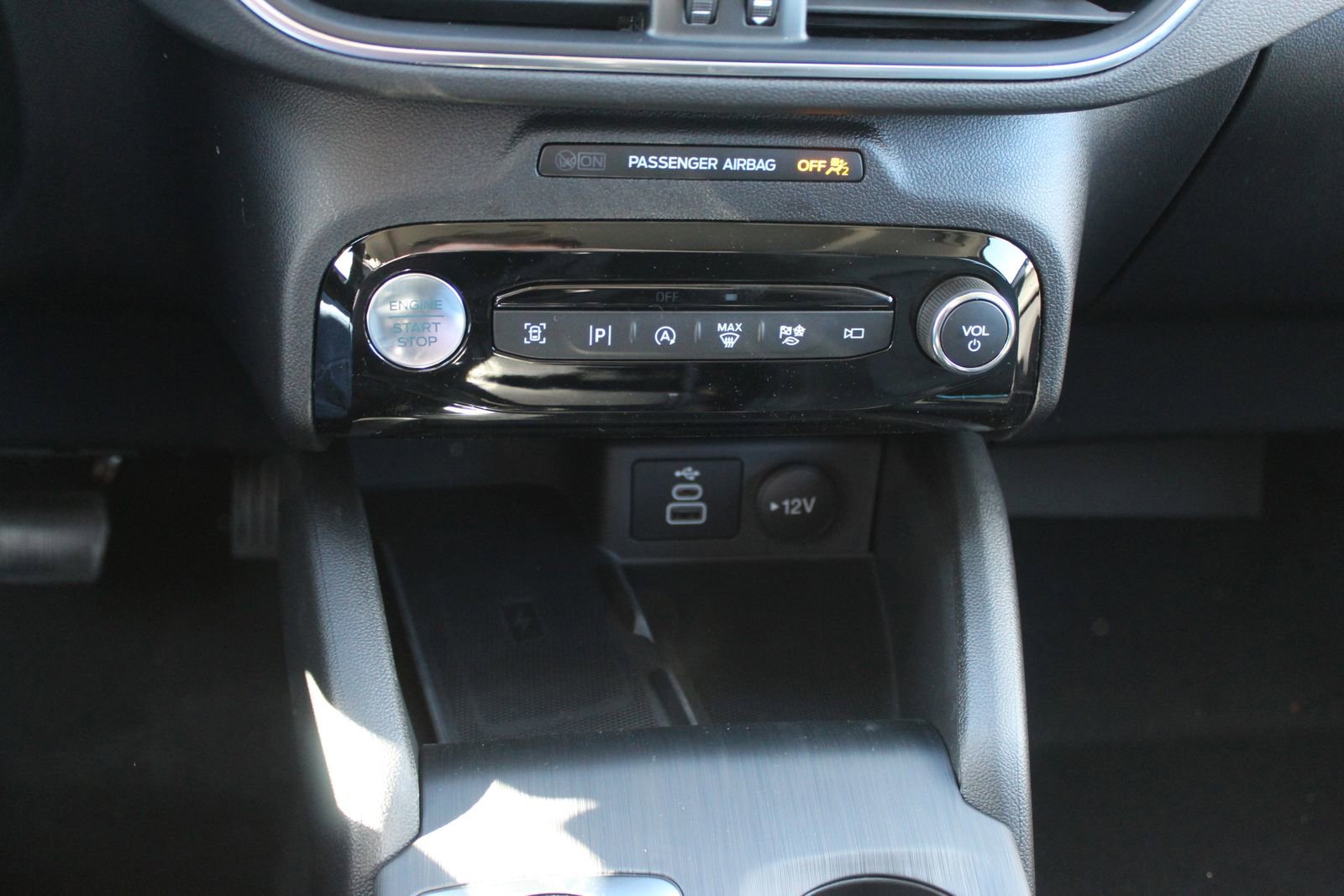 New 2026 Ford Escape Platinum w/ Premium Technology Package image 27