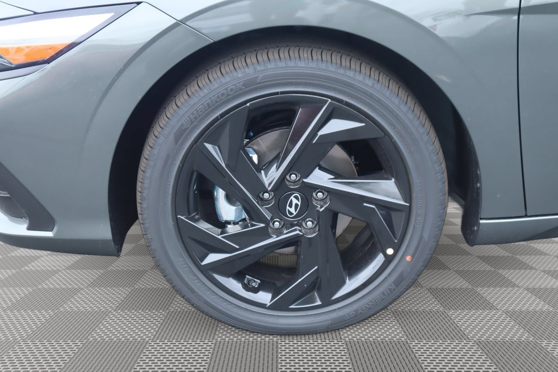 New 2026 Hyundai Elantra Sport FWD image 4