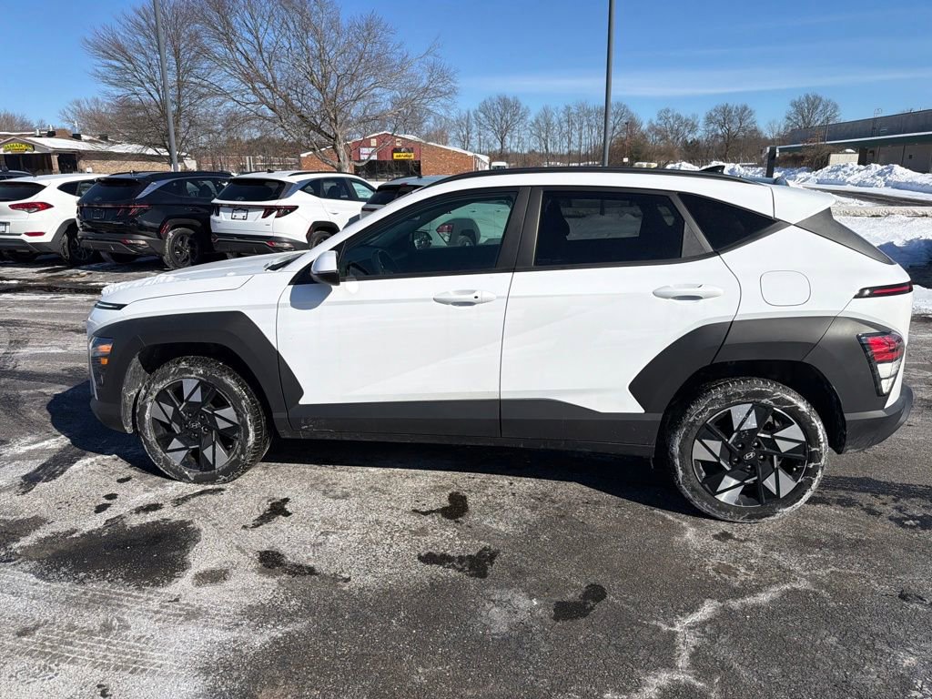 Used 2025 Hyundai Kona SEL image 6