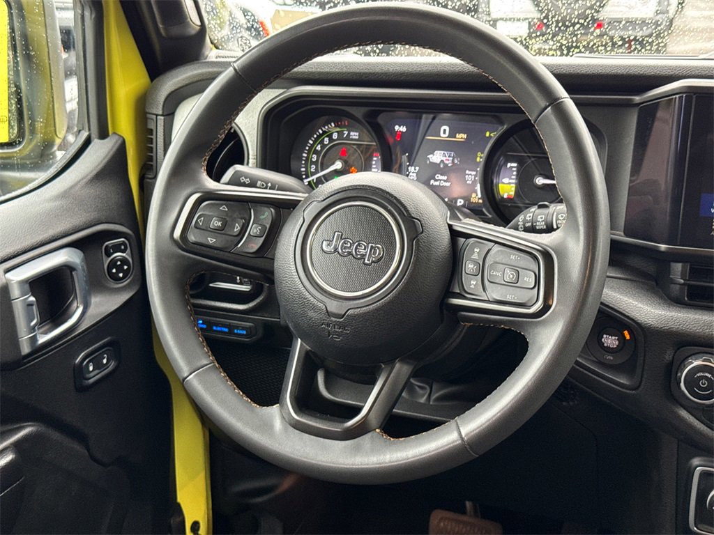 Used 2024 Jeep Wrangler Unlimited image 24
