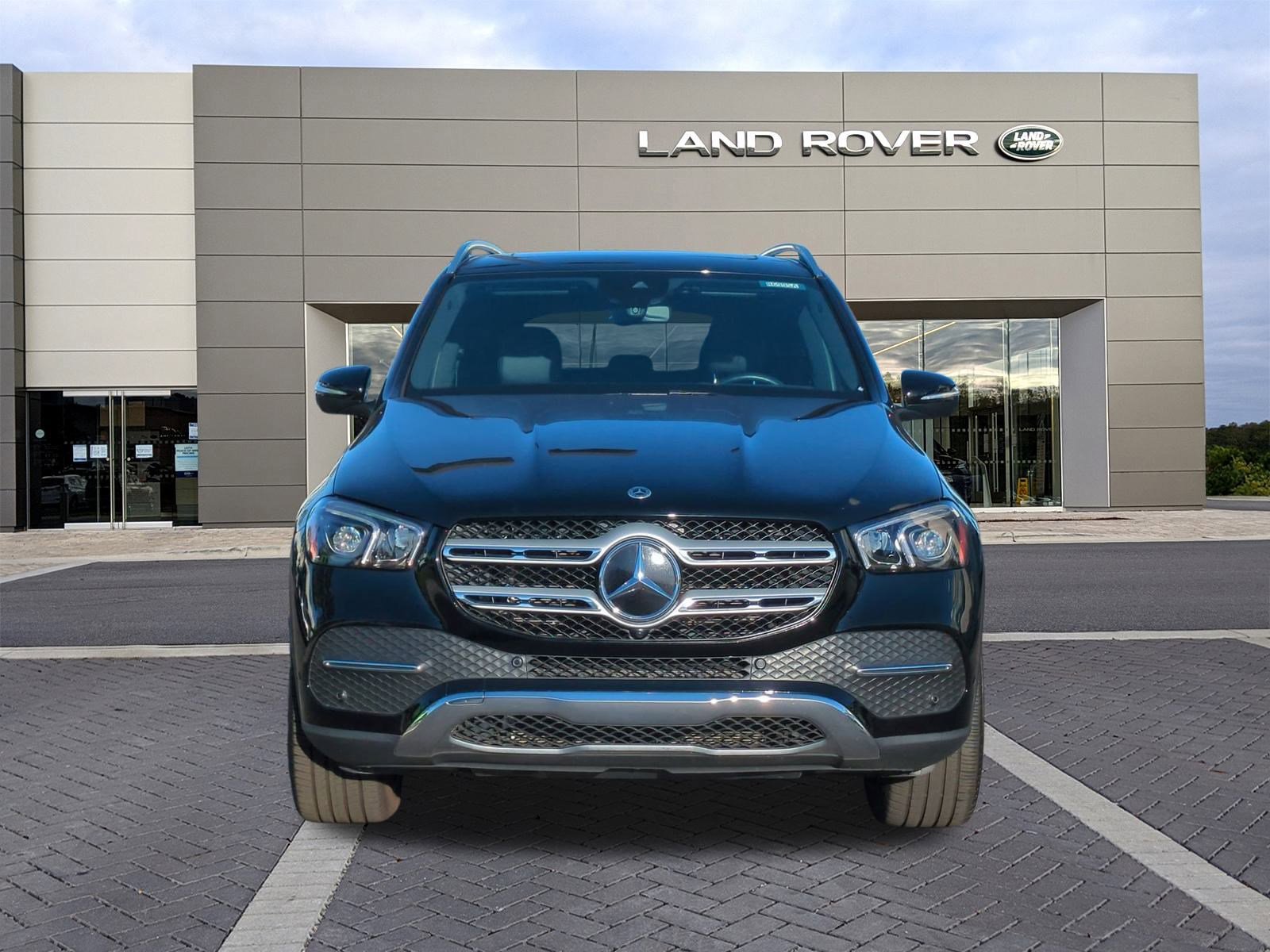 Used 2022 Mercedes-Benz GLE 350 4MATIC image 2