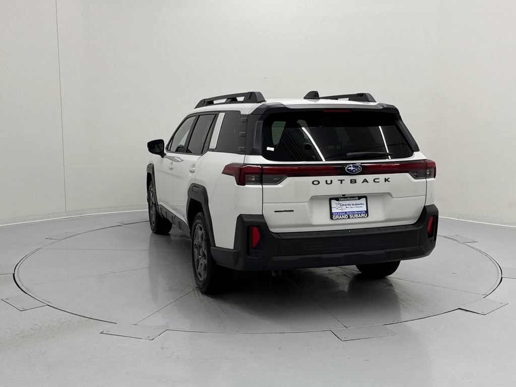 Used 2026 Subaru Outback Premium image 3