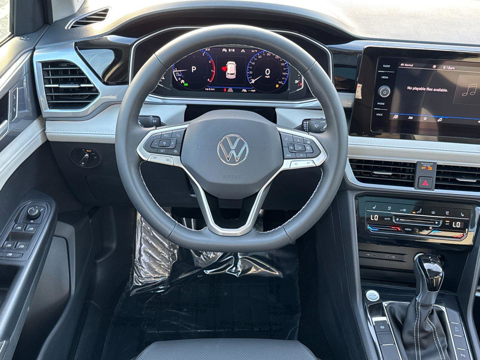 New 2026 Volkswagen Taos SEL image 13