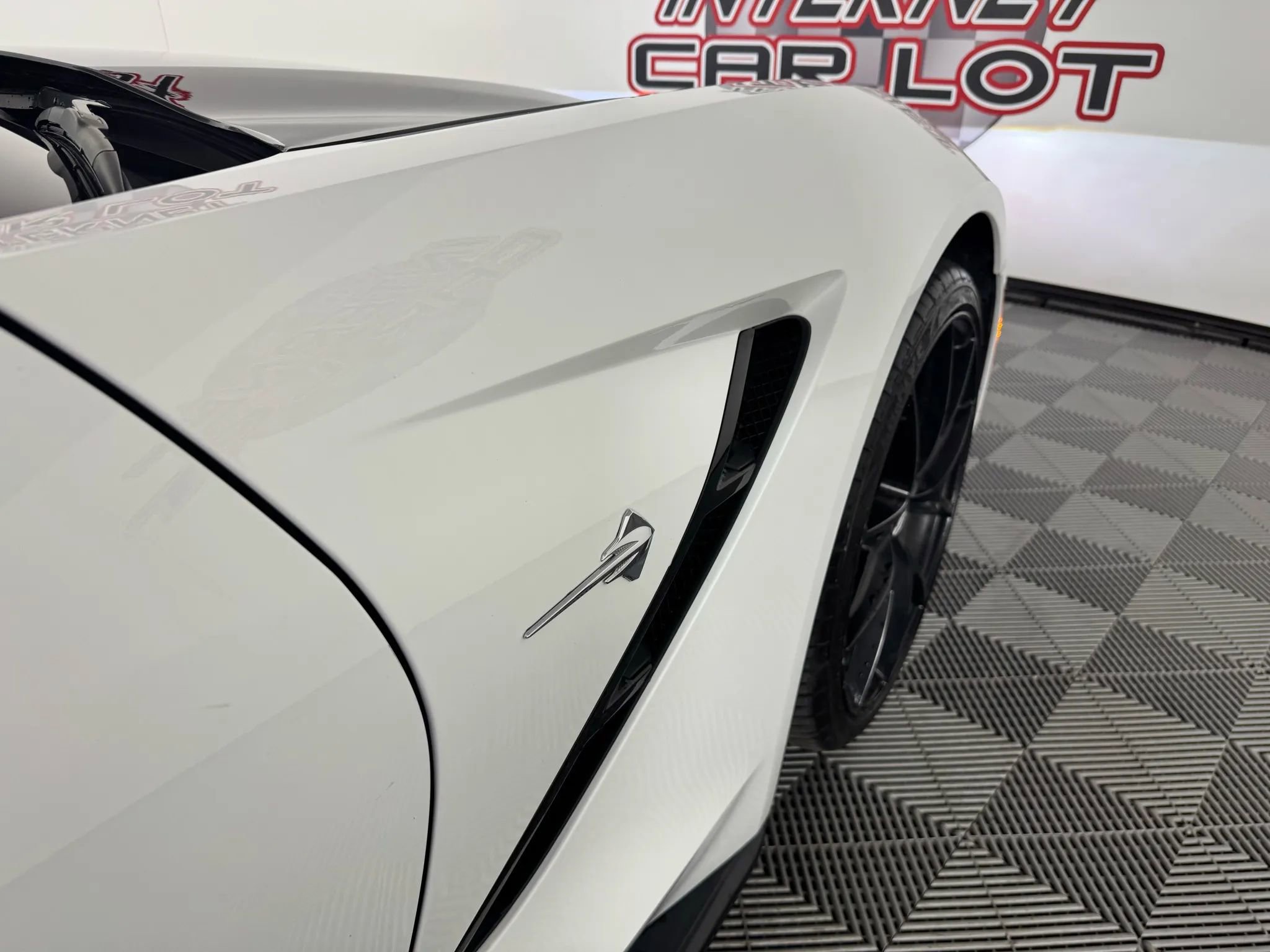 Used 2017 Chevrolet Corvette Stingray Convertible w/ 1LT image 32