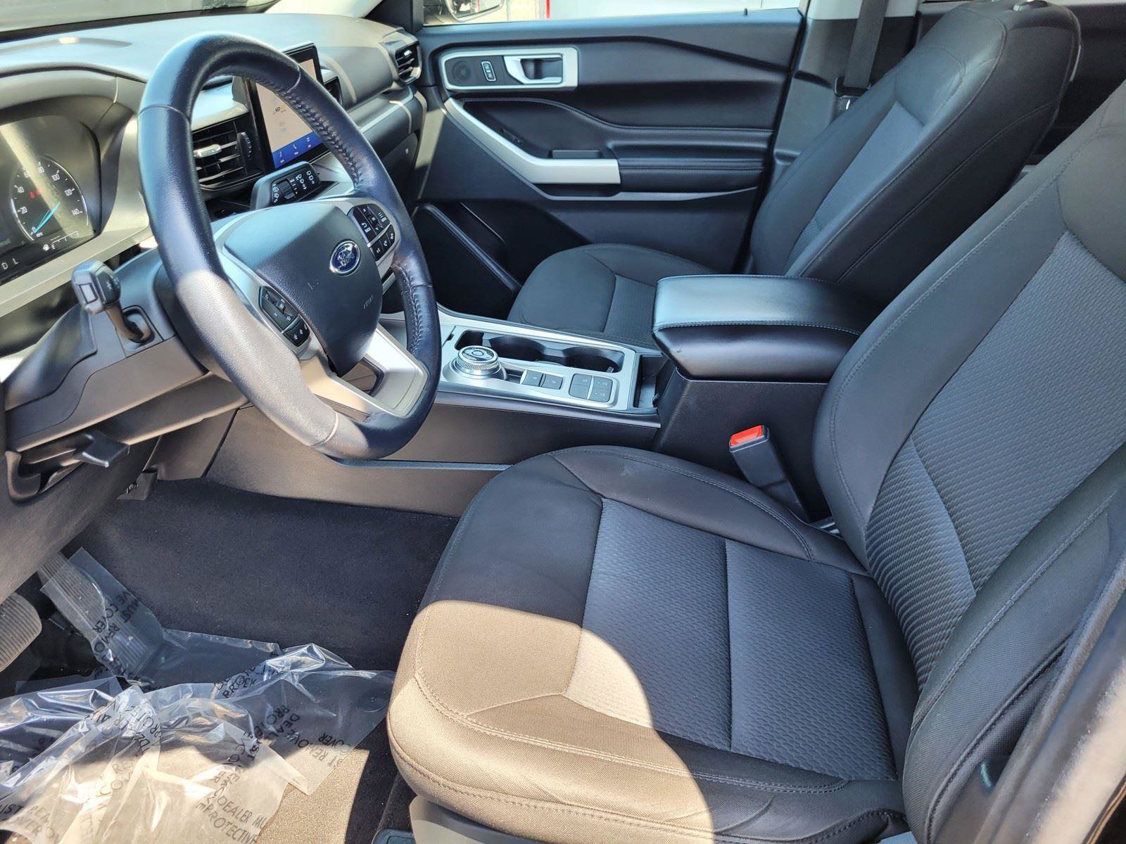 Used 2022 Ford Explorer XLT RWD image 19