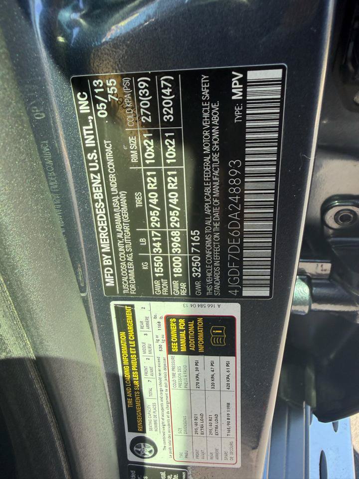 Used 2013 Mercedes-Benz GL 550 4MATIC image 27