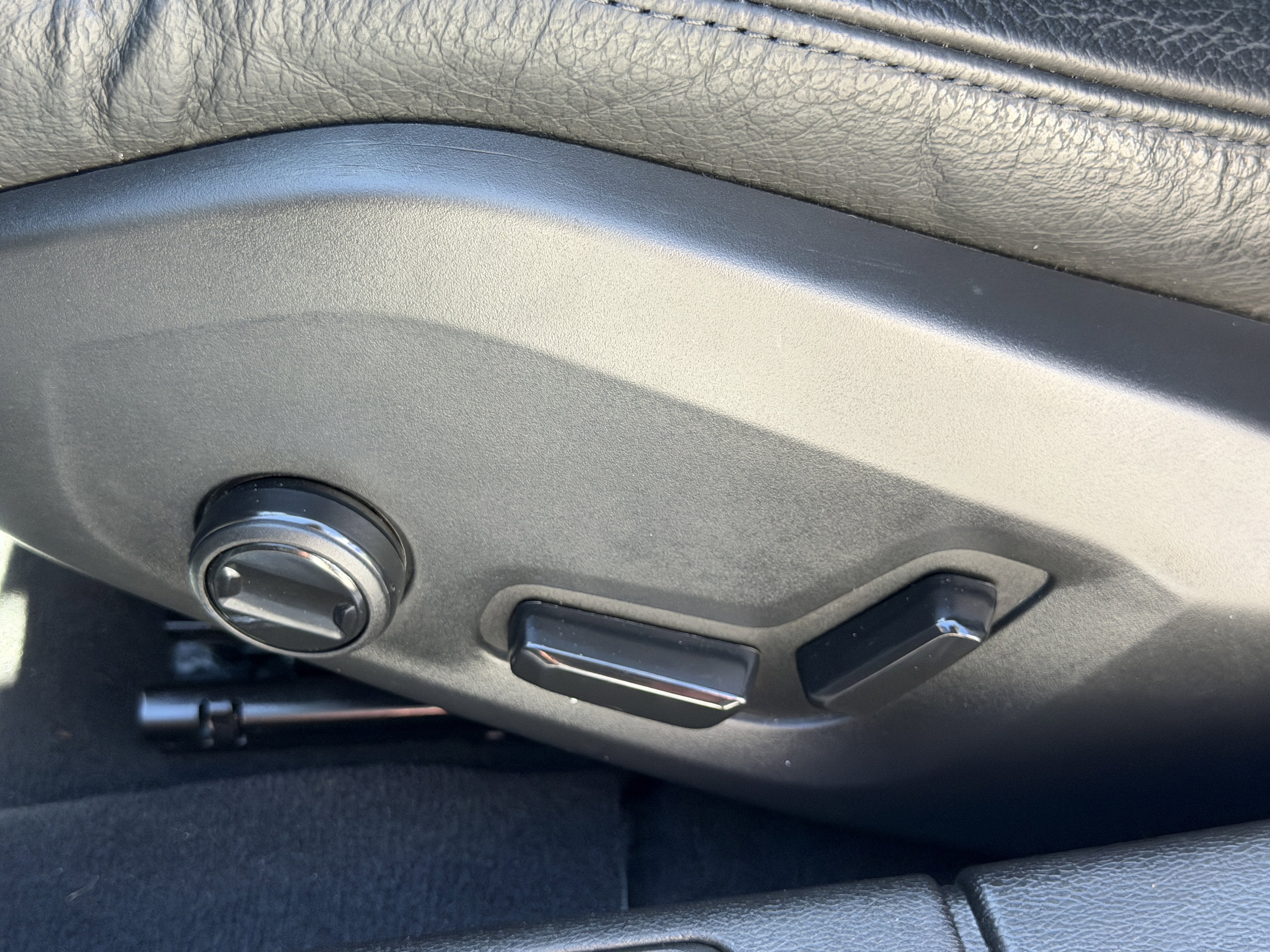 Certified 2023 Volvo S60 B5 Plus FWD image 18