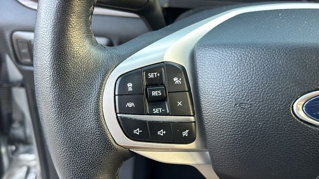 Used 2024 Ford Explorer Limited w/ Equipment Group 301A AWD/4WD image 14
