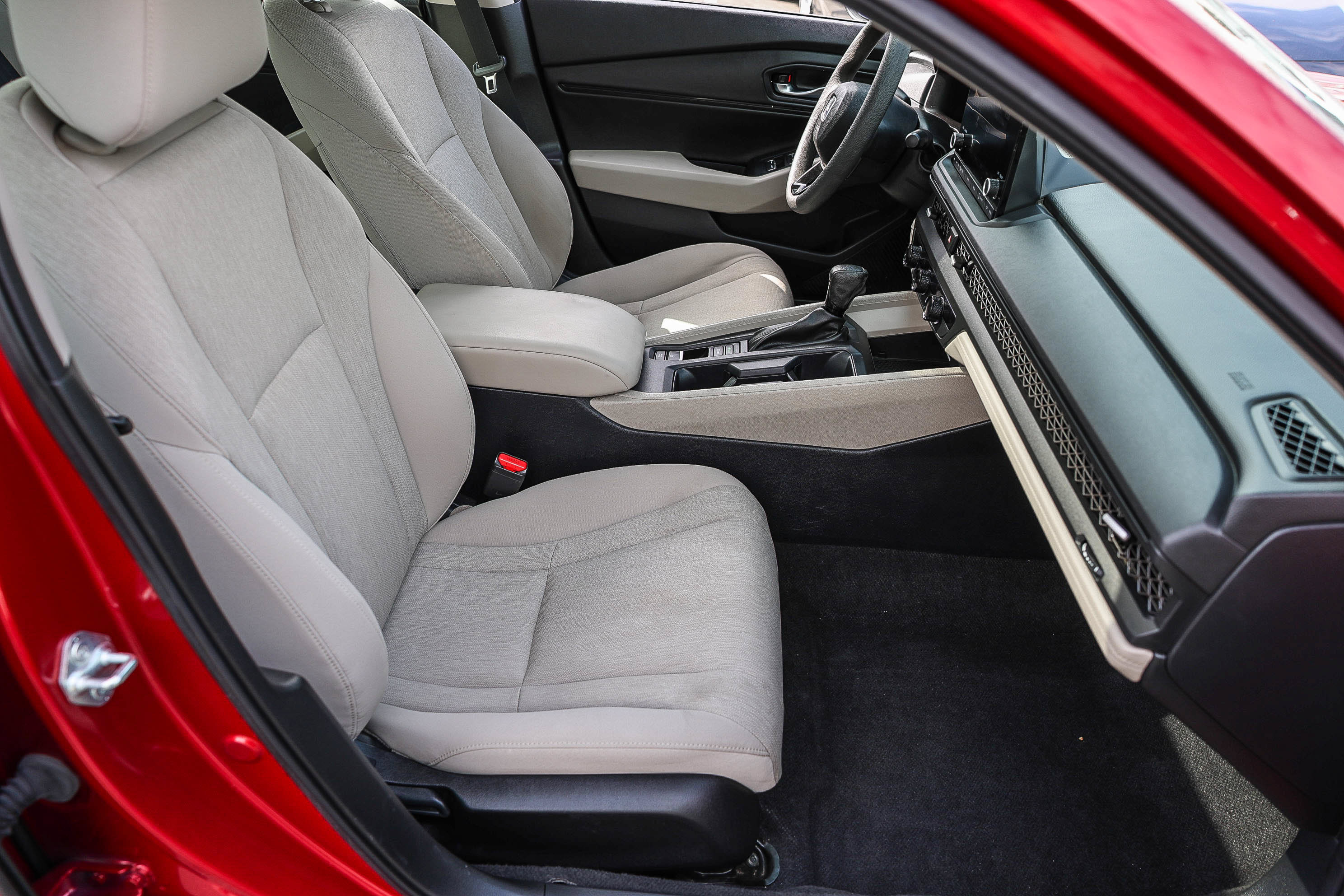 Certified 2023 Honda Accord EX image 9