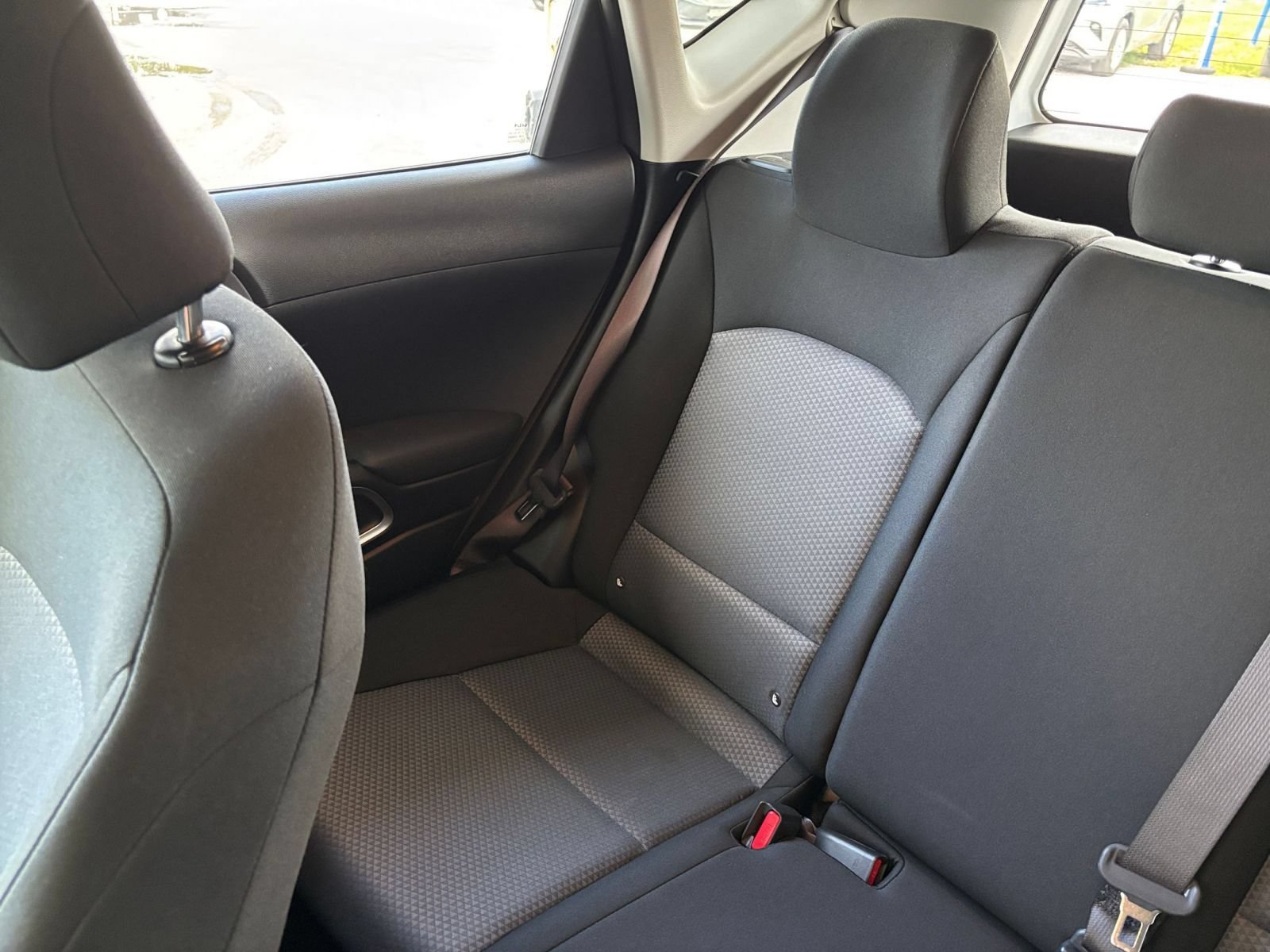 Used 2025 Kia Soul LX w/ LX Technology Package FWD image 39