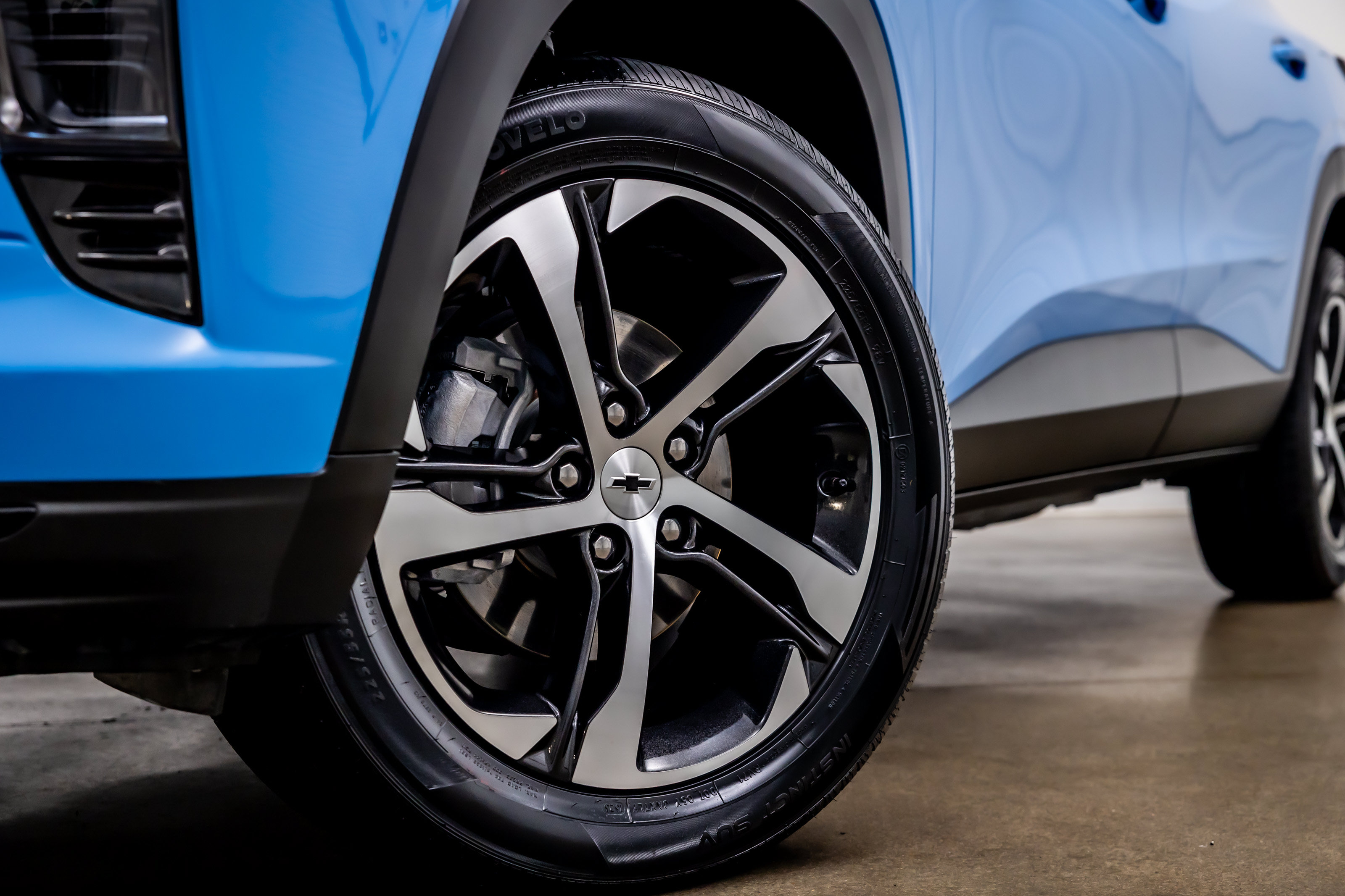 Used 2024 Chevrolet Trax RS FWD image 21
