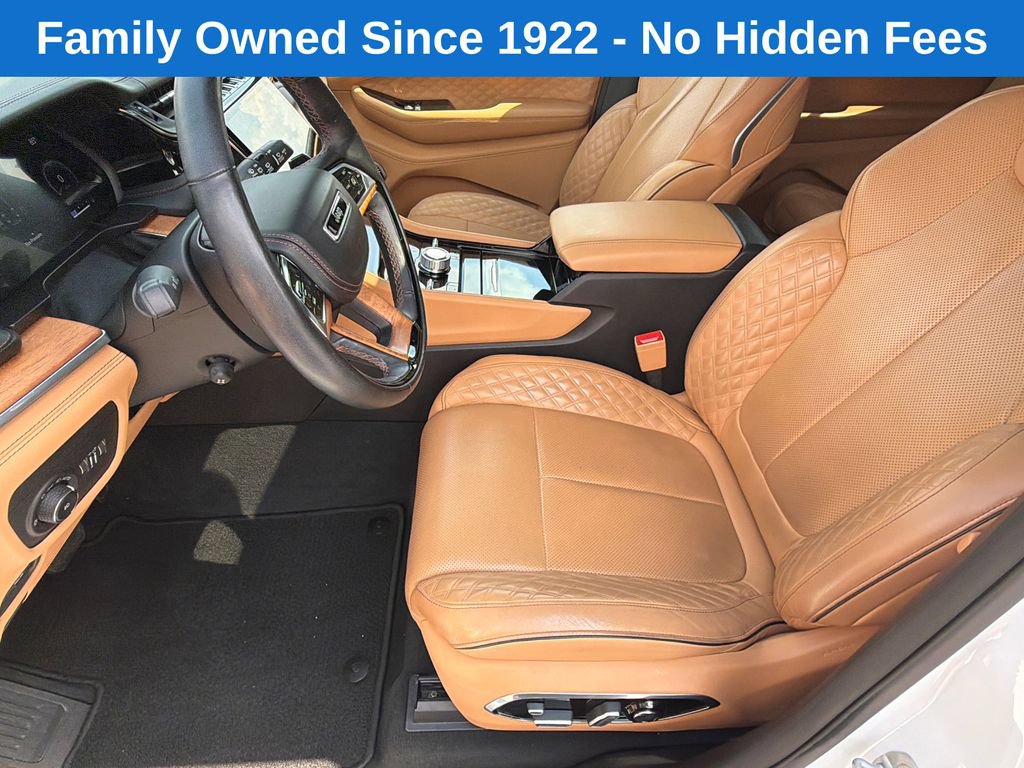 Certified 2023 Jeep Grand Cherokee L Summit AWD/4WD image 9