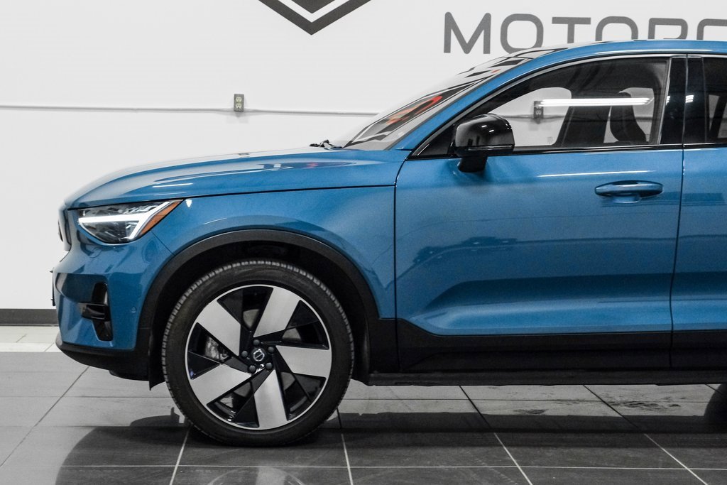 Used 2023 Volvo C40 P8 Recharge Ultimate image 18