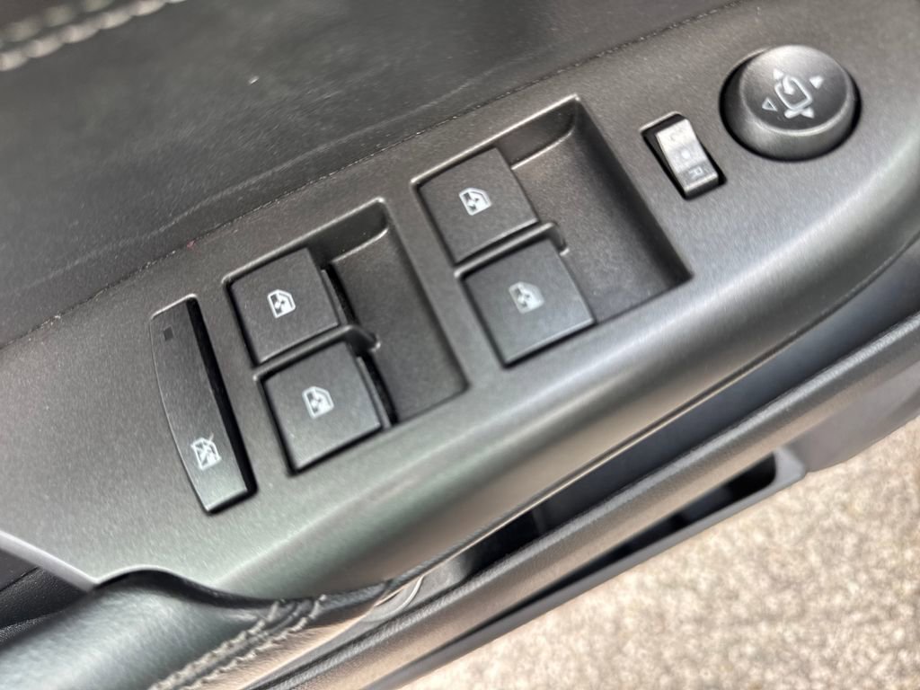 Used 2012 Cadillac SRX Luxury image 14