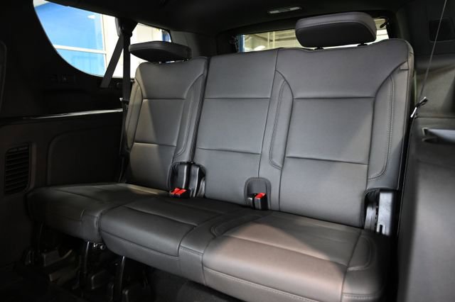 New 2026 Chevrolet Suburban Z71 w/ Comfort Package image 12