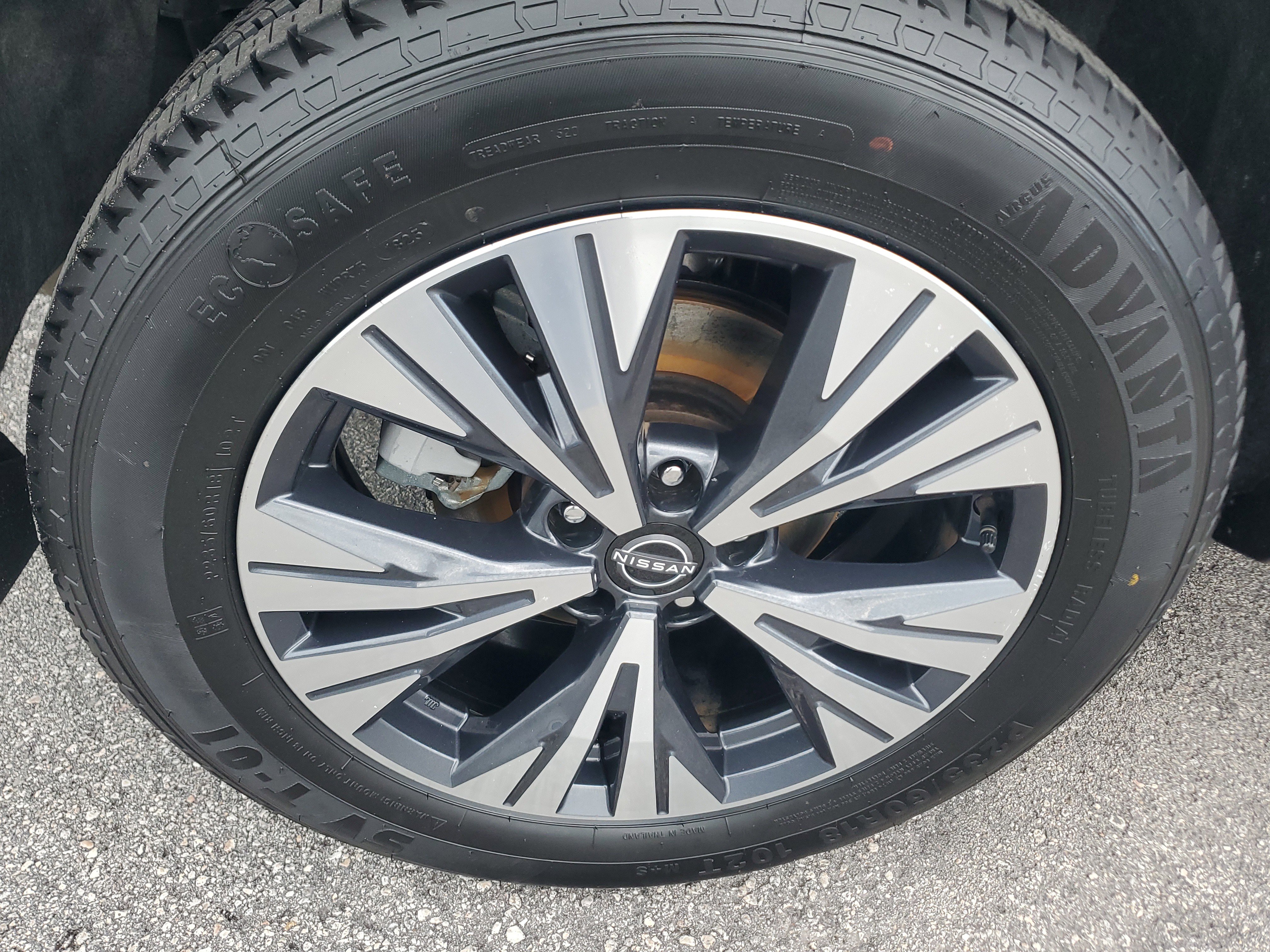 Certified 2022 Nissan Rogue SV image 29