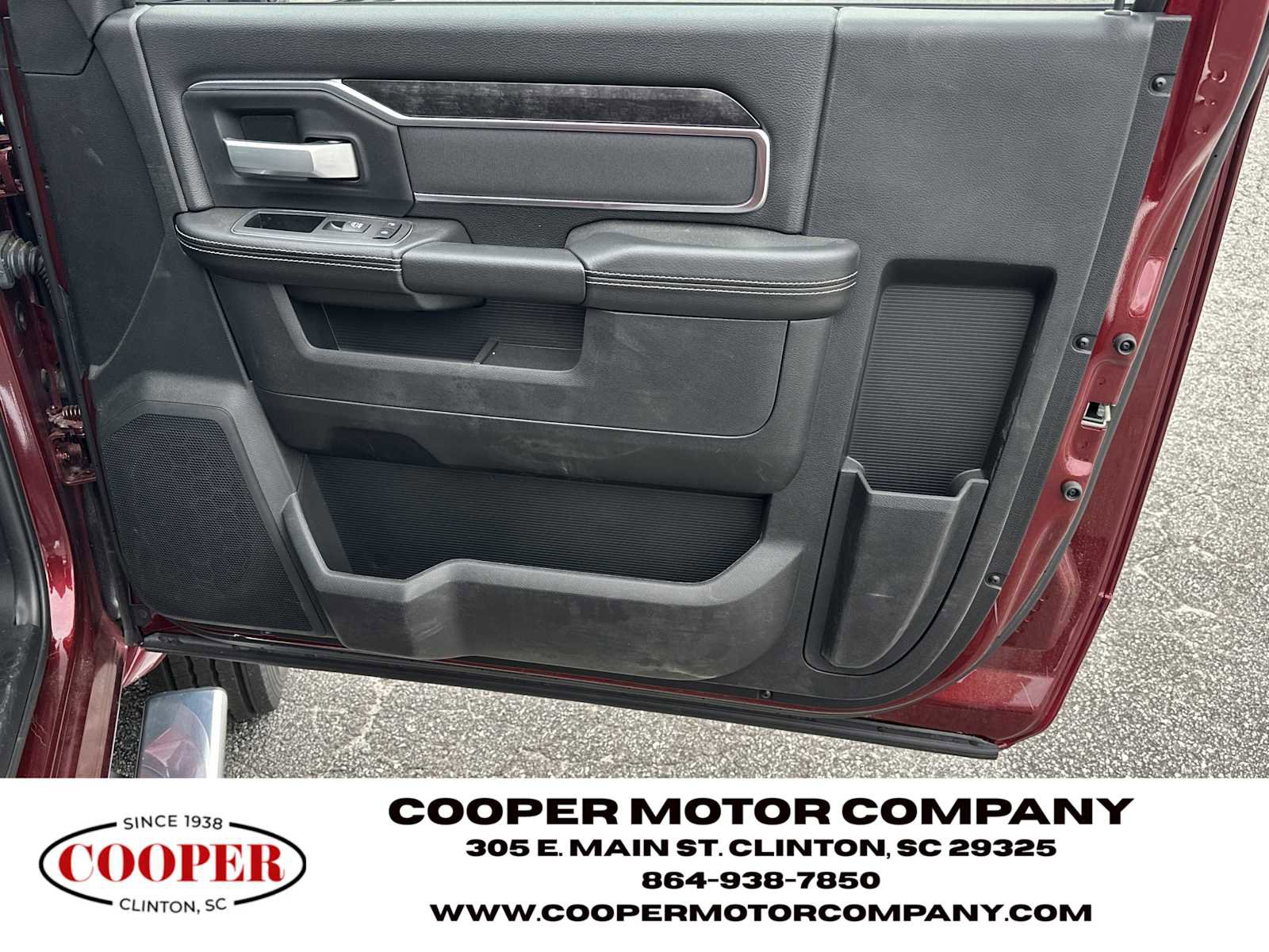 Used 2024 RAM 5500 SLT w/ Quick Order Package 2YG SLT image 18