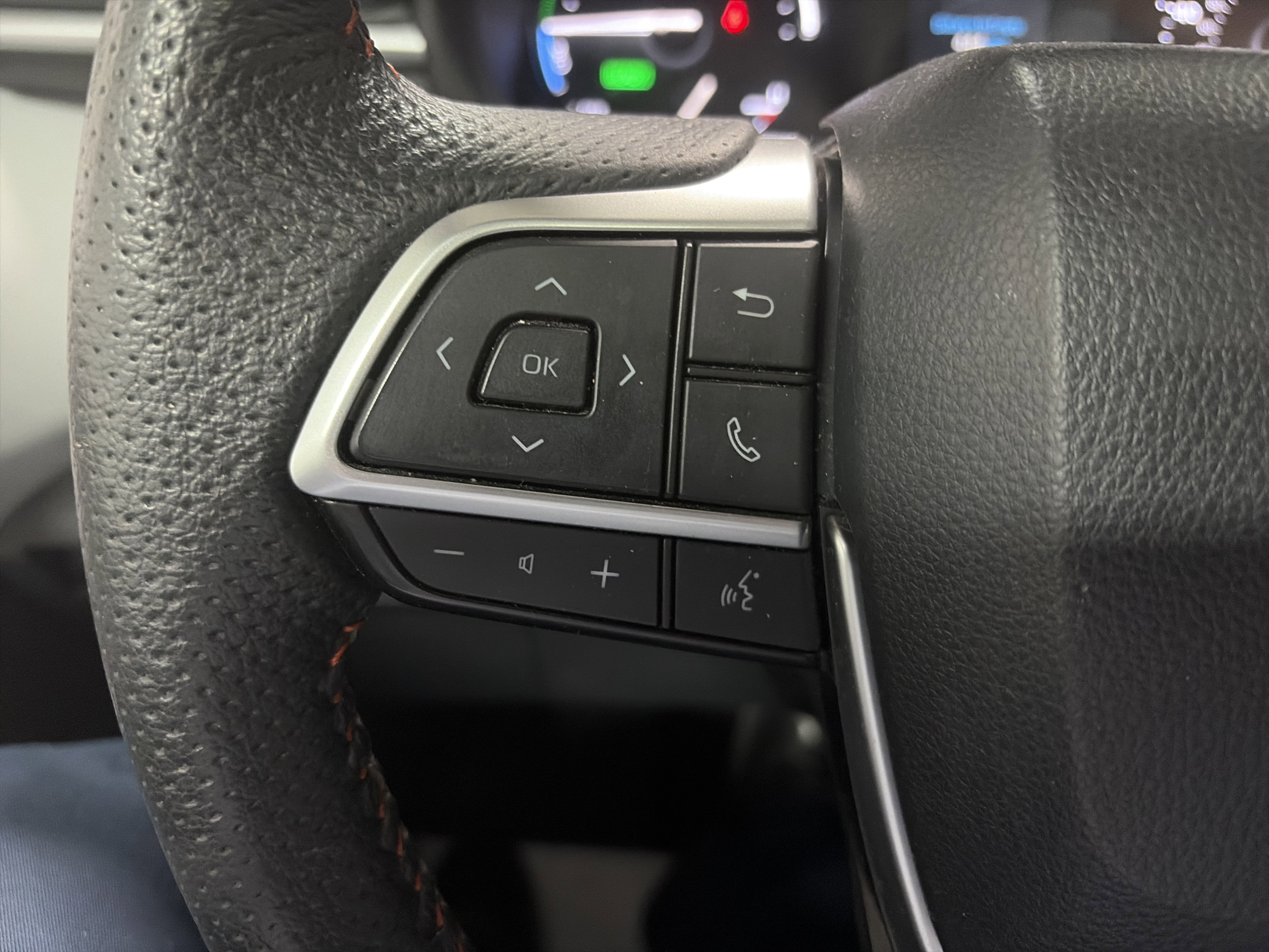 Used 2023 Toyota Sienna XSE w/ XSE Plus Package image 17